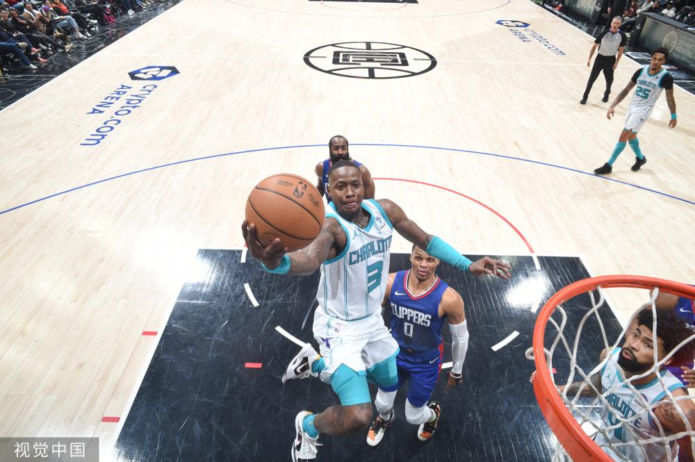 她的成功反 她的成功反